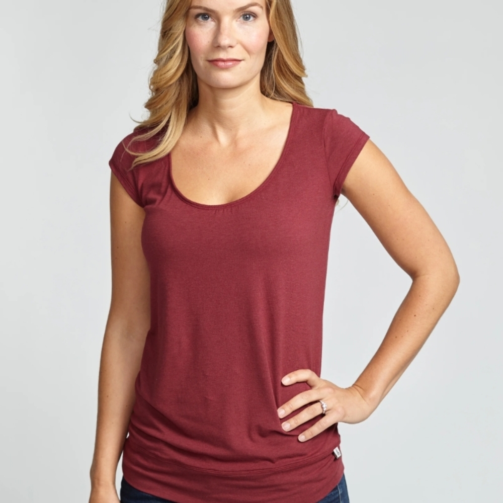 Casual Maroon Scoop Neck Tee